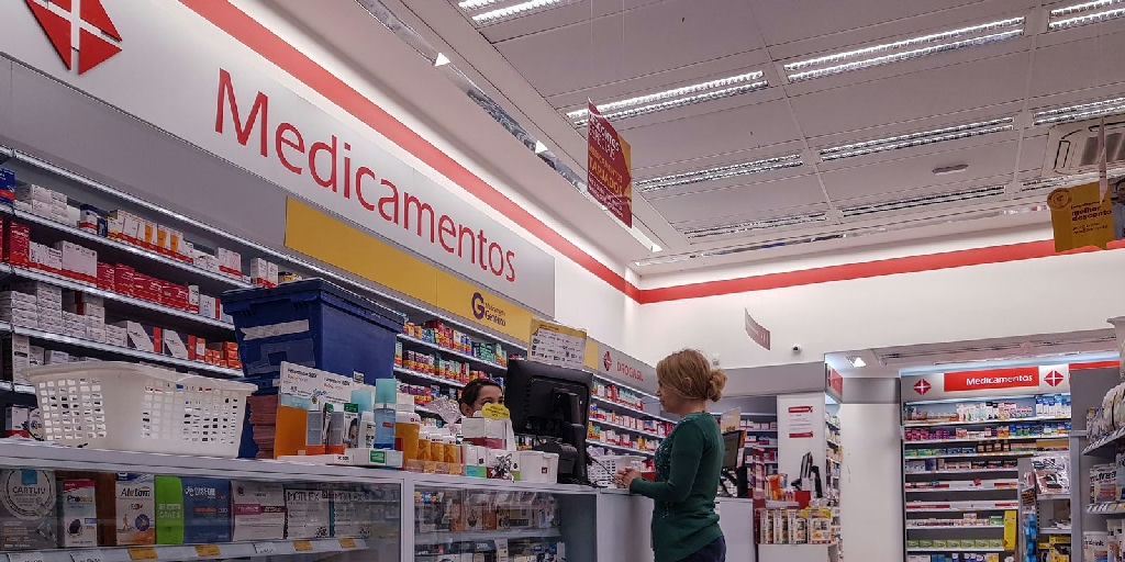 Anvisa amplia controle digital e permite emissão eletrônica de receitas médicas