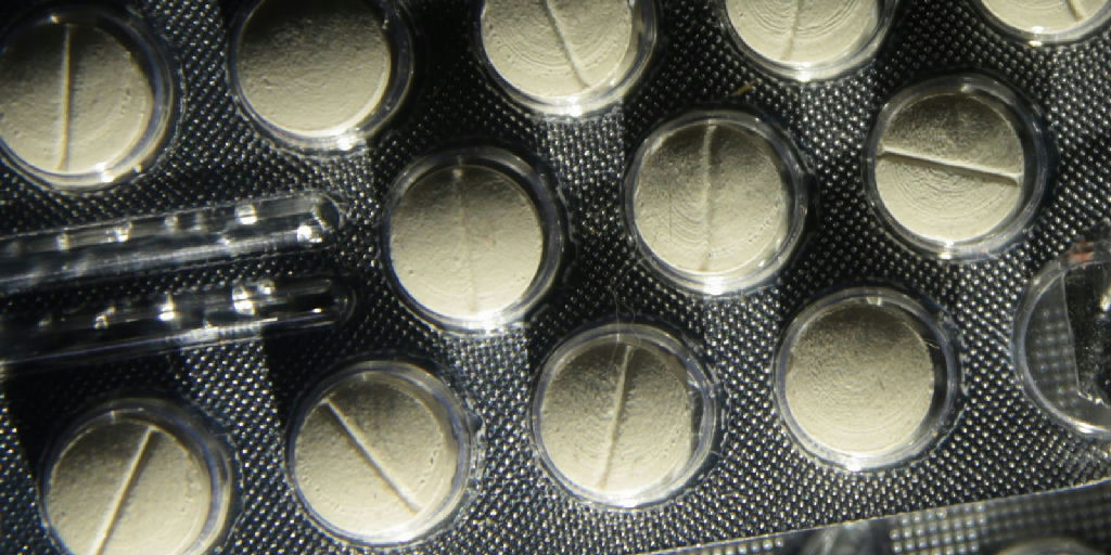 Anvisa autoriza novo medicamento oral para prevenção de enxaqueca
