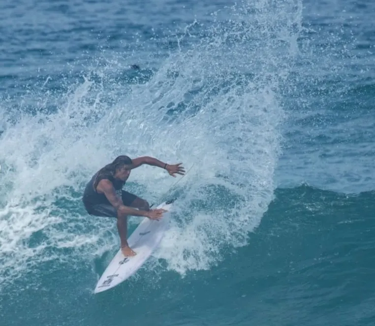 Lenda do surfe brasileiro, Dadá Figueiredo morre aos 61 anos vítima de pneumonia