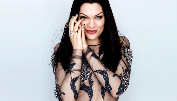 805310-2000x1333-desktop-hd-jessie-j-background-photo