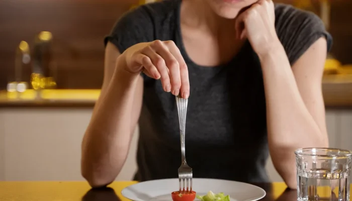 Agonorexia: o perigo da obsessão estética com medicamentos para emagrecer