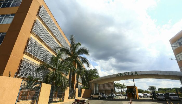 Anvisa ordena recolhimento de cosméticos e saneantes irregulares
