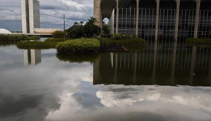 brasilia_60_anos_espelho_itamaraty_0420202398_2.jpg