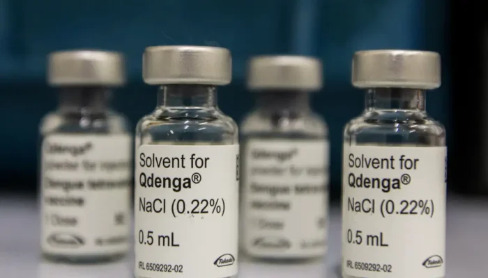 Cobertura incompleta da vacina contra dengue afeta 3 milhões de adolescentes no Brasil