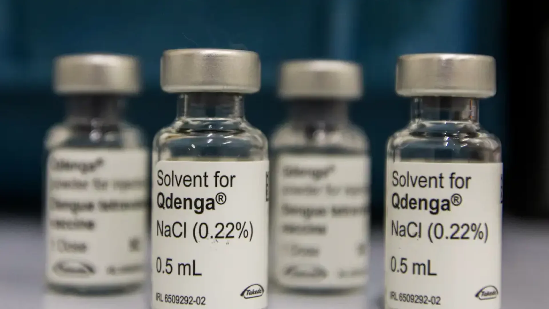 Cobertura incompleta da vacina contra dengue afeta 3 milhões de adolescentes no Brasil