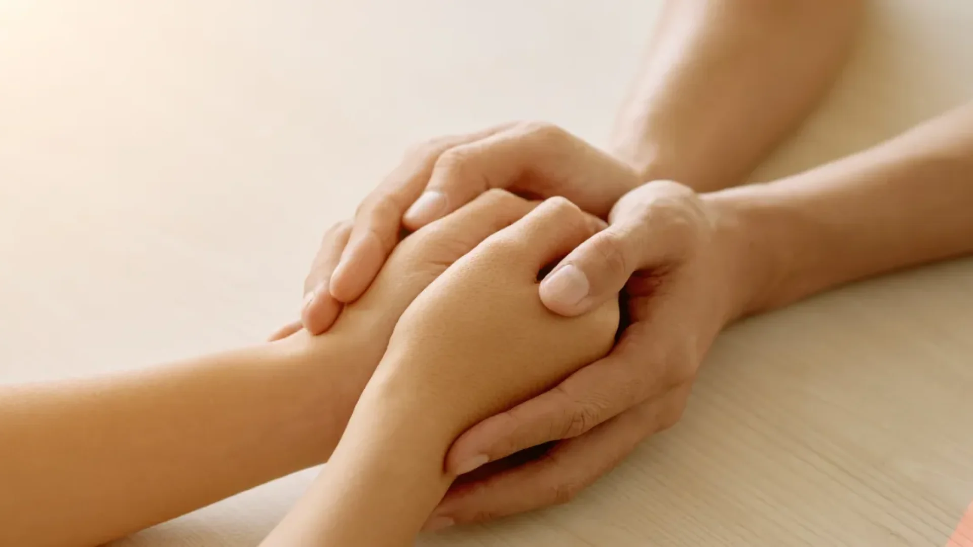 Como oferecer apoio emocional eficaz a quem enfrenta sofrimento psíquico