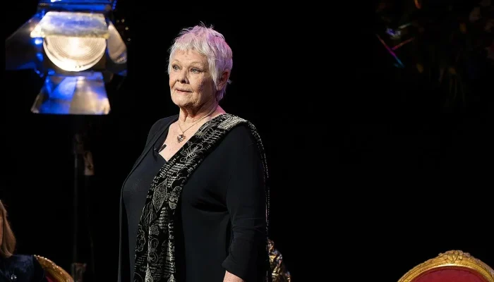 Degeneração macular força afastamento da atriz Judi Dench dos palcos