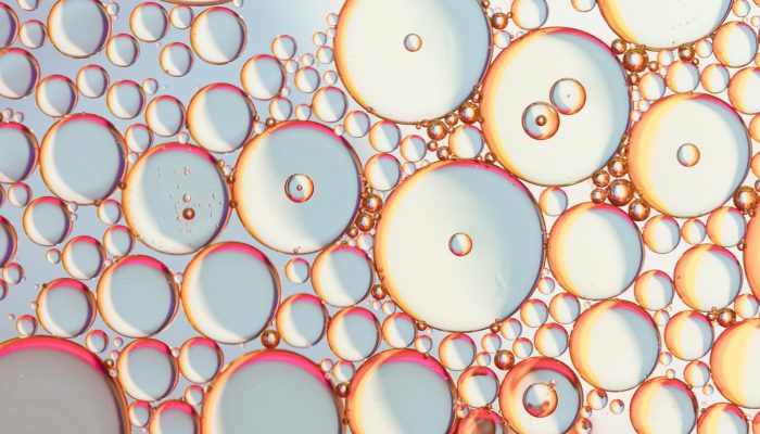 desenho-abstrato-com-bolhas-transparentes