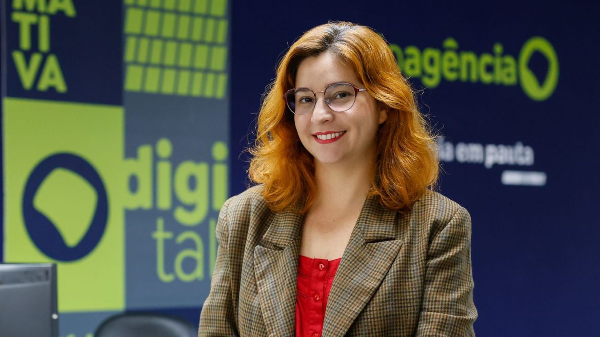 Jornalista é finalista em premiação com reportagem sobre vacinação