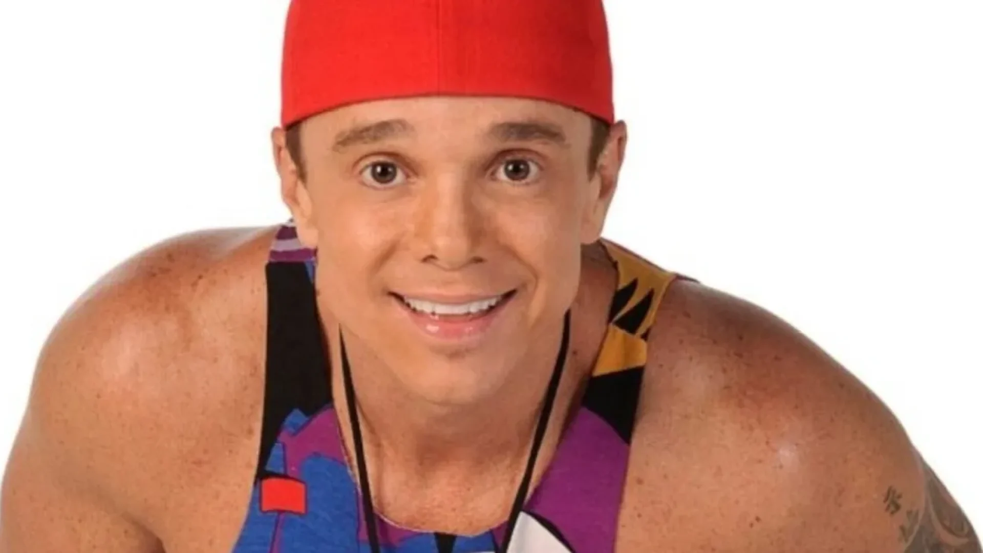 Linfoma não Hodgkin volta a atingir cantor Netinho e exige internação em Salvador