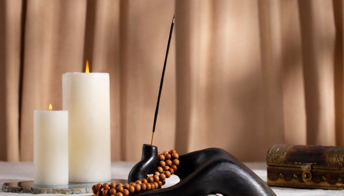 meditacao-e-tranquilidade-com-estatueta-de-buda_23-2150426179