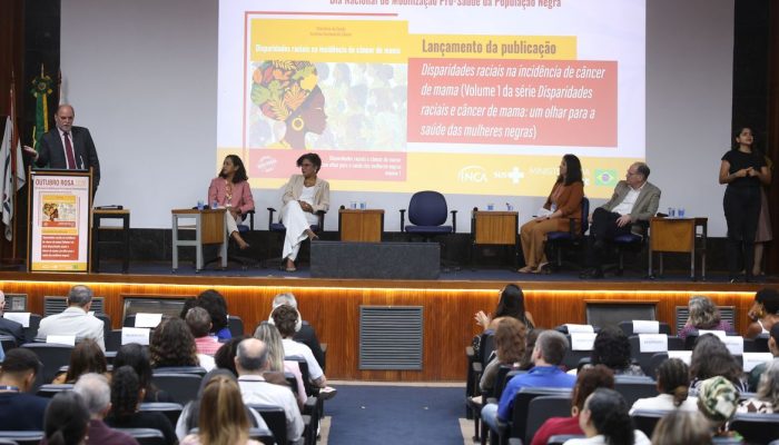 Mortalidade por câncer de mama é quase quatro vezes maior entre mulheres negras