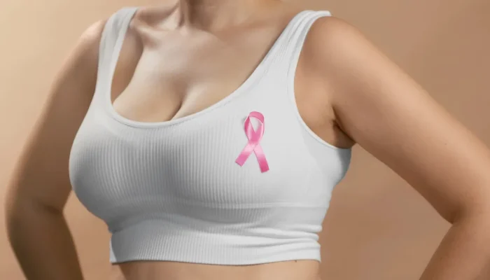 Outubro Rosa: conheça os sinais de alerta do câncer de mama