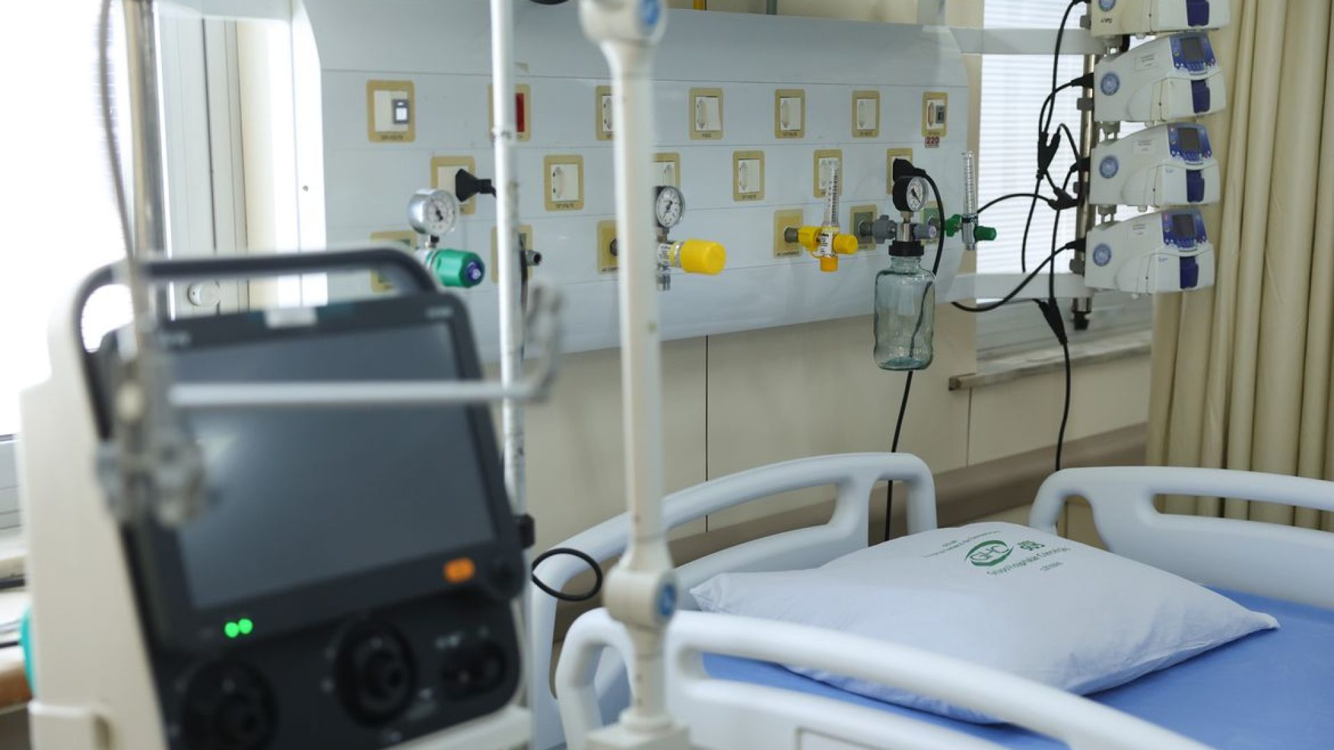 Utis no brasil exigem melhorias estruturais além da ampliação de leitos