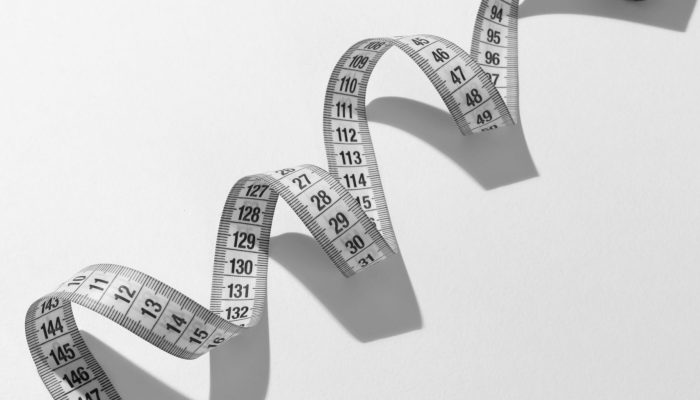 visao-da-fita-metrica-com-centimetros-como-unidades-de-comprimento